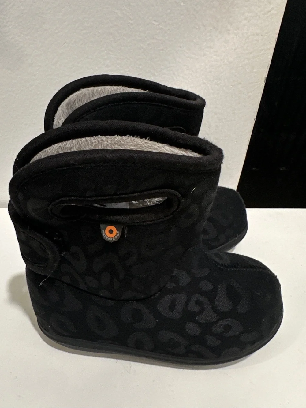 Bogs II Metallic Black Leopard Snow Boots Baby Infant Sz US 7